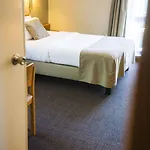 Begijnhof 4*
