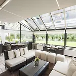 Begijnhof فندق 4*