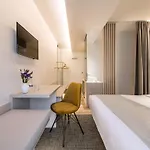 فندق Begijnhof 4*