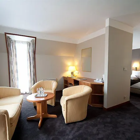 Begijnhof 4* لوفين