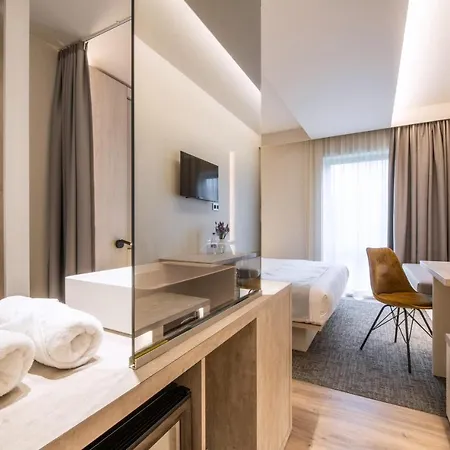 فندق Begijnhof 4*